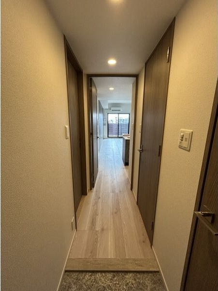 S-RESIDENCE亀島駅前blaze(ブレイズ)の玄関