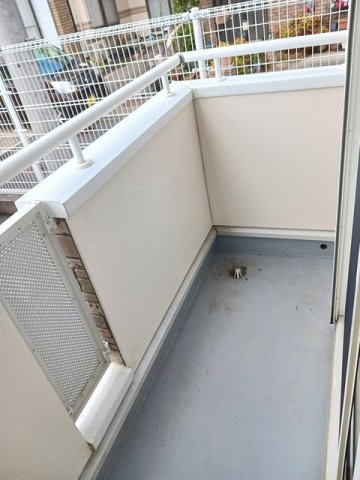 カノン・エスのバルコニー|お洗濯にも便利なバルコニー付き