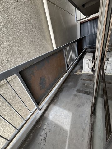 プレアール蔀屋本町のバルコニー