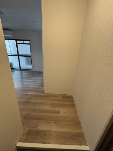 プレアール蔀屋本町の玄関