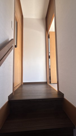 駅家町弥生ケ丘　再生住宅の玄関