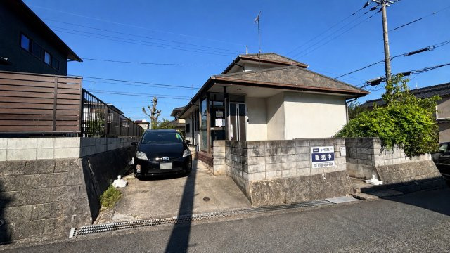 駅家町弥生ケ丘　再生住宅の前面道路含む現地写真