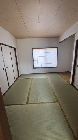 駅家町弥生ケ丘　再生住宅の和室