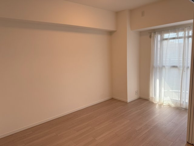 グラン・シティオ上本町の洋室