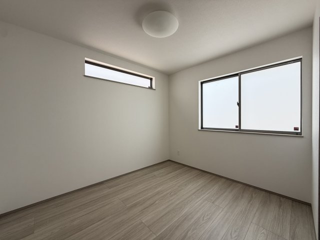 うるま市江洲（全10棟）C号棟の洋室|C号棟　洋室5.25帖＋CL付き♪