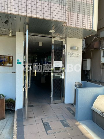コレクション西田辺のエントランス