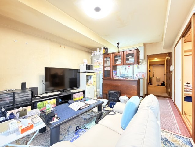 潮来市ネオシティ潮来中古マンションの居間・リビング