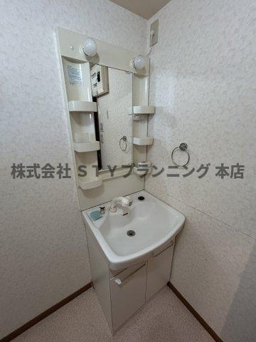 仲介手数料０円！プレザントKの独立洗面台
