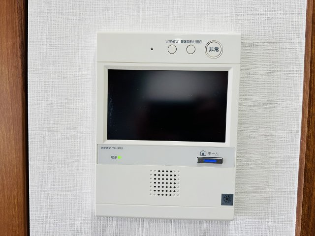 プレミスト高尾サクラシティエアリーコートのセキュリティ|～TVモニター付インターホン　訪問者の確認に便利です～