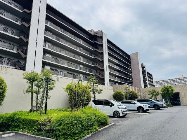 プレミスト高尾サクラシティエアリーコートの外観|～高尾駅徒歩7分　ペット可　最上階南向き住戸　イーアス高尾すぐ近く～