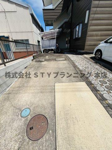 仲介手数料0円！アーバン牧の原の駐車場