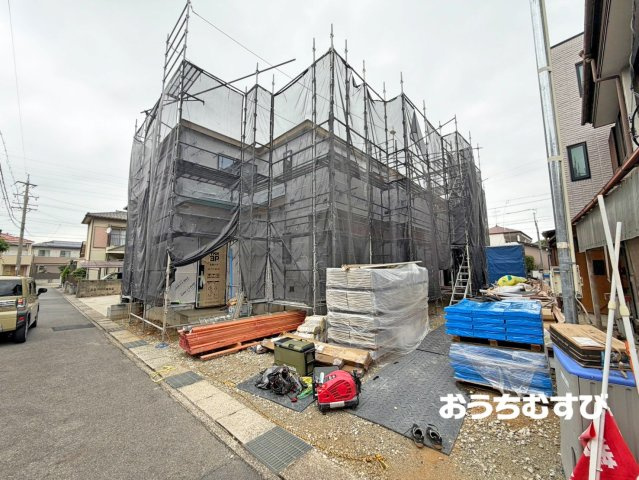 春日井市大手田酉町3丁目(全2棟)の前面道路含む現地写真