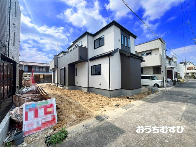 春日井市大手田酉町3丁目(全2棟)の外観