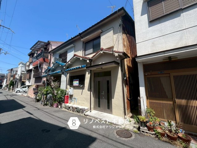 東大阪市大蓮南4丁目の外観|【リノベスト不動産】Tiktok・instagramにて物件紹介動画アップしております！
