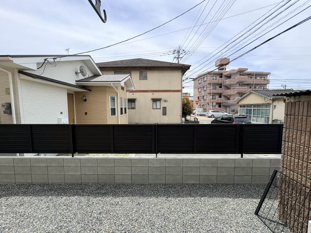 熊本市南区島町２丁目のアパートのバルコニー