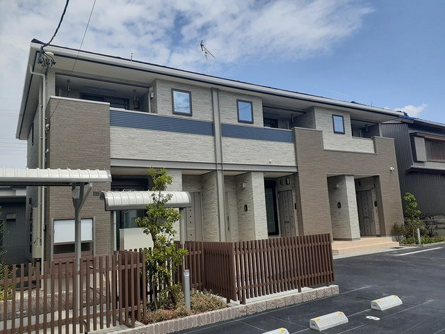 ファイン　ジニア　Ｂの外観|外観は落ち着いています