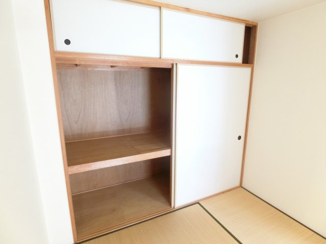 セゾン南茨木の収納