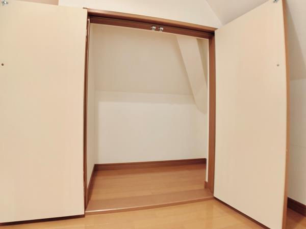 八景舎高円寺南Bの収納|大きなものも収納できそうです