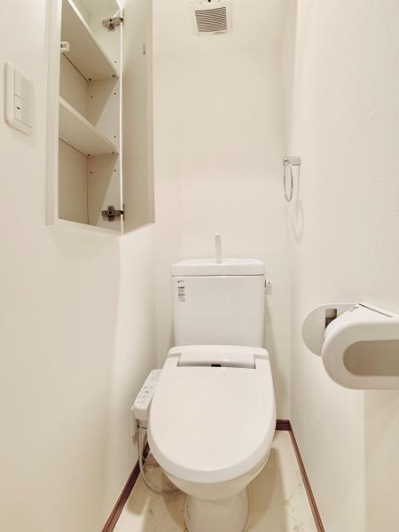 八景舎高円寺南Bのトイレ|清潔感のあるトイレです