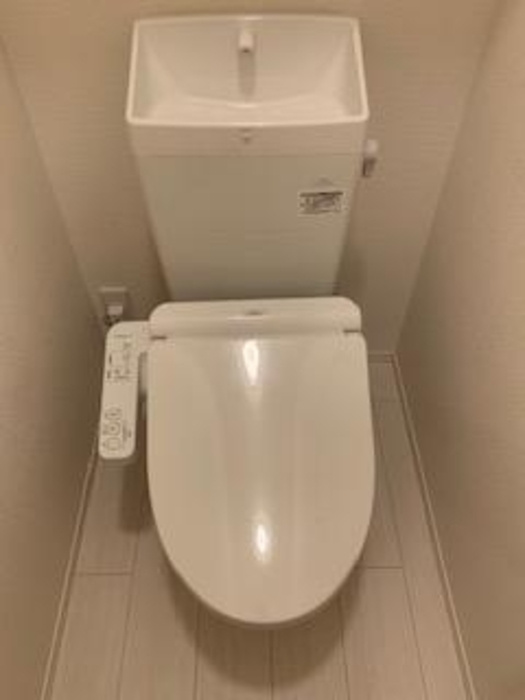 セジュール西台３のトイレ