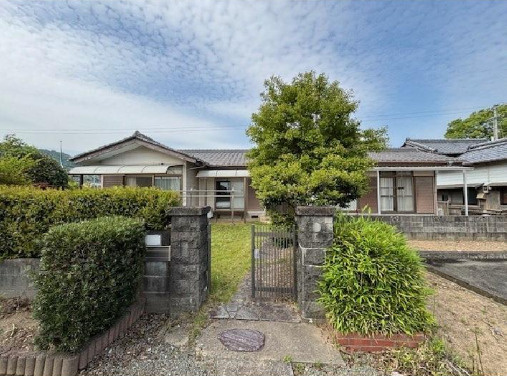 のびのび過ごせるお庭付きの平屋】香南市野市町中ノ村 中古一戸建て