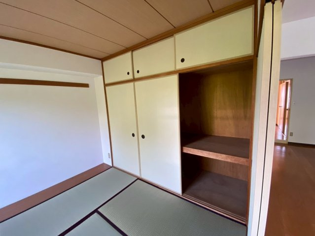ユーカリ五番町ハイツの和室