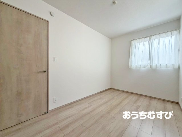 尾張旭市旭前町2期(全4棟）の洋室