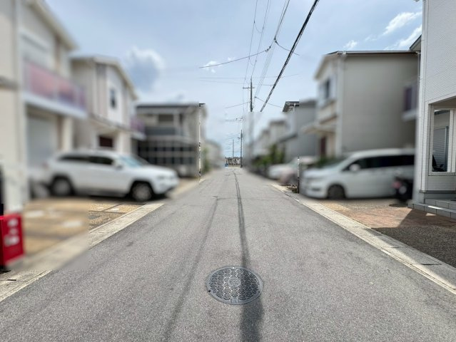 室内丁寧にお使いの美宅◆５ＬＤＫ＋ＷＩＣ付き◆駐車２台可能◆伏見区久我西出町の前面道路含む現地写真|前道
