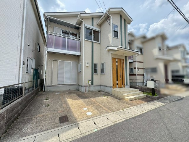 室内丁寧にお使いの美宅◆５ＬＤＫ＋ＷＩＣ付き◆駐車２台可能◆伏見区久我西出町の前面道路含む現地写真|前道