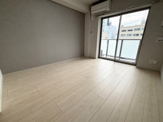 【居間・リビング】 | オリヴィエ宝町 | 洋室8.1帖※イメージです