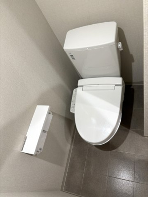 【トイレ】 | オリヴィエ宝町 | 温水洗浄暖房便座※イメージです