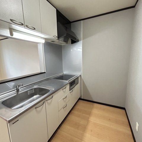 ヴァンベール中島のキッチン
