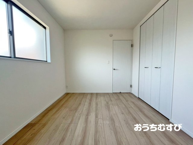 春日井市石尾台6丁目4番(全2棟)の洋室