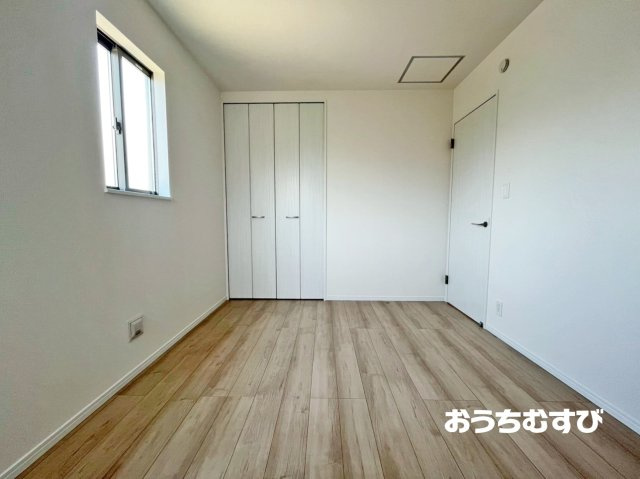 春日井市石尾台6丁目4番(全2棟)の洋室