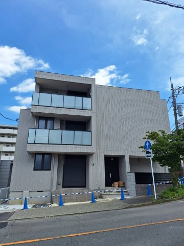 あざみ野１丁目メゾンのロビー