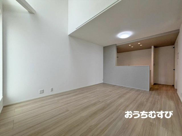 北区東水切町215②(全2棟)の居間・リビング