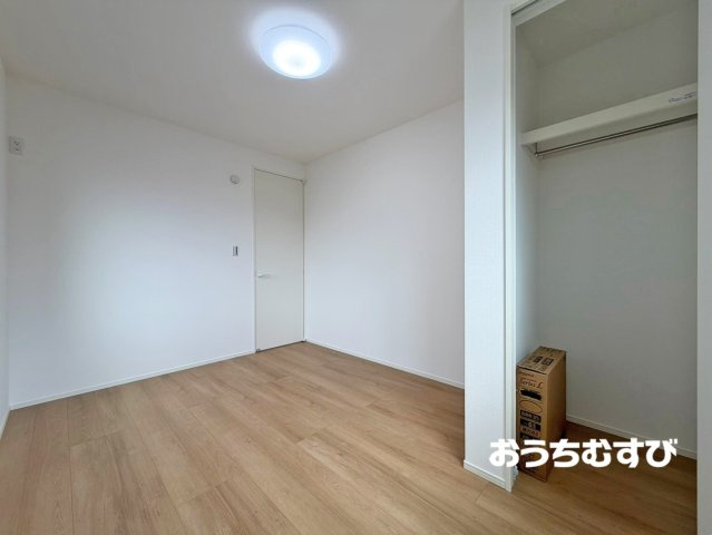 北区東水切町215②(全2棟)の洋室