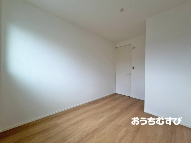 北区東水切町215②(全2棟)の洋室
