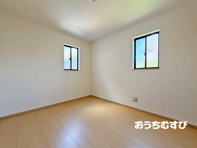 尾張旭市晴丘町池上11番(全2棟)の洋室