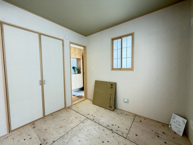 うるま市江洲（全10棟）J号棟の和室|J号棟　和室4.5帖＋収納付き♪