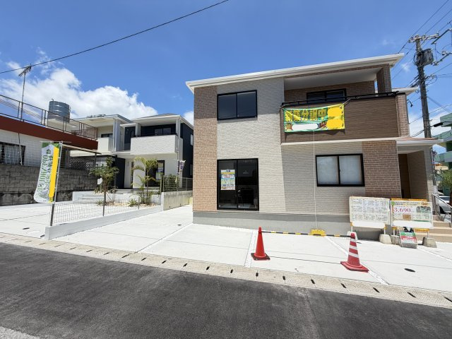 うるま市江洲（全10棟）J号棟の外観|J号棟　駐車3台可♪