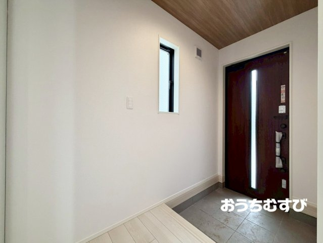 春日井市気噴町北(全2棟)の玄関