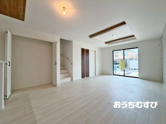 春日井市気噴町北(全2棟)の居間・リビング