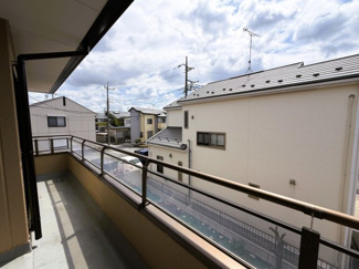 【バルコニー】 | さいたま市西区水判土　中古戸建 | ◆バルコニーにも水道がありますので気になる汚れも洗い流せます