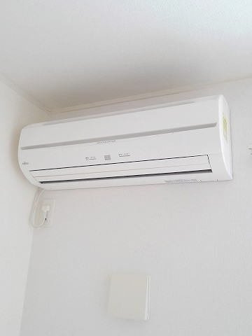 パイン　スクエア　ノース　Ｂの設備