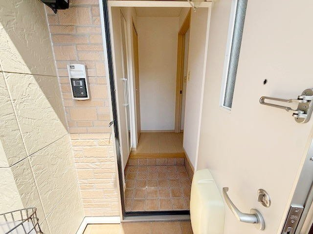 メビウス鏡Ⅳ番館の玄関|シンプルで使いやすい玄関です