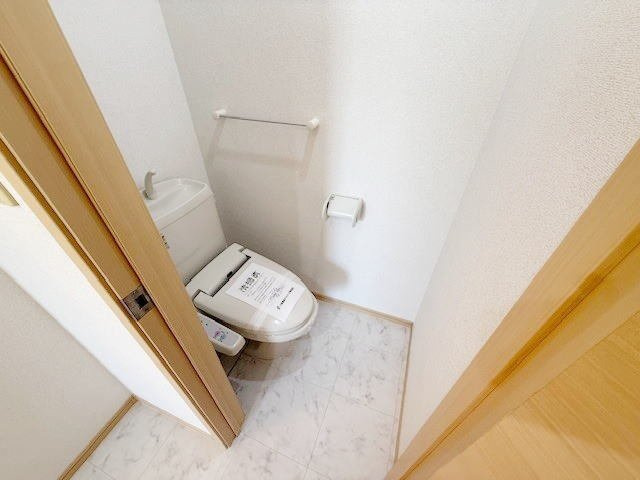 メビウス鏡Ⅳ番館のトイレ|コンパクトで使いやすいトイレです