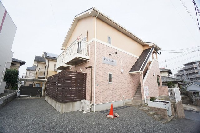 フィオーレ名島の外観