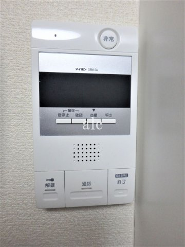 アーバンプレイスⅤ坂上Aのセキュリティ|モニター付きインターホンです