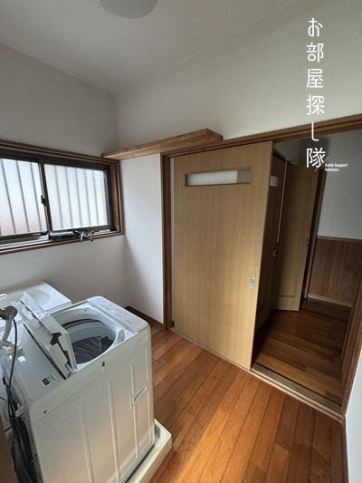 久留米市野中町の一戸建ての洗面所